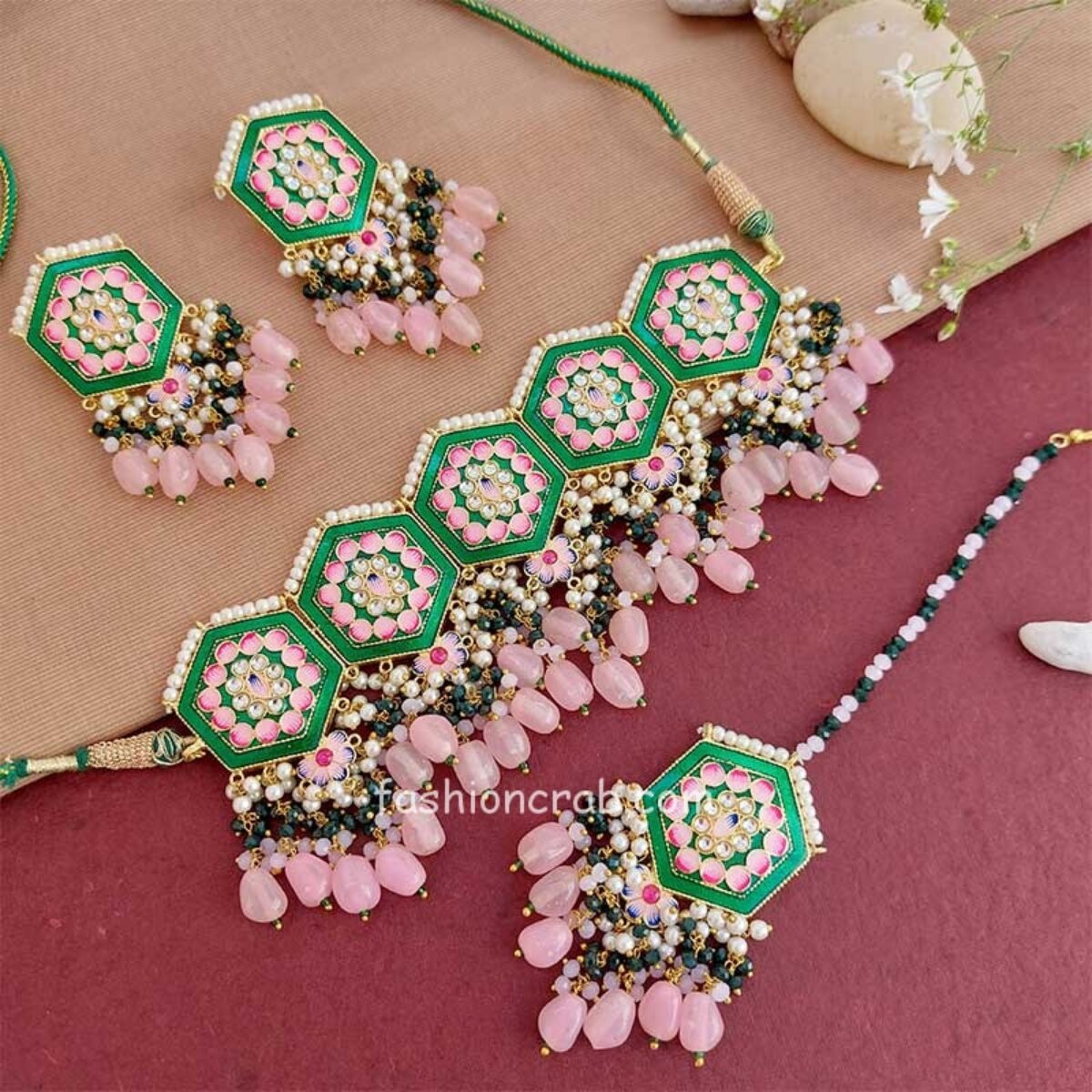 Pink Beads Pearls Kundan Gold Plated Jewellery Set with Maang Tikka –  Priyaasi