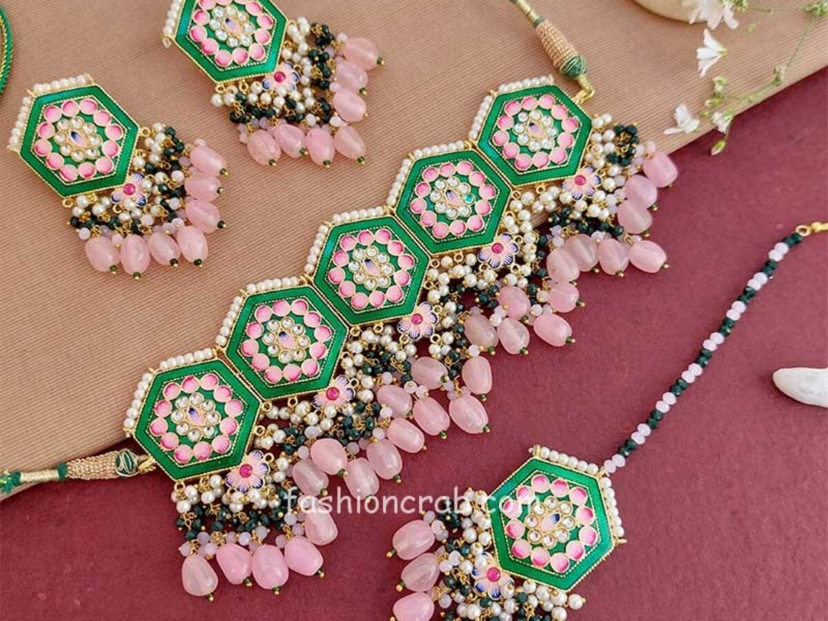 Bridal uncut diamond and emerald jewellery set - Indian Jewellery Designs