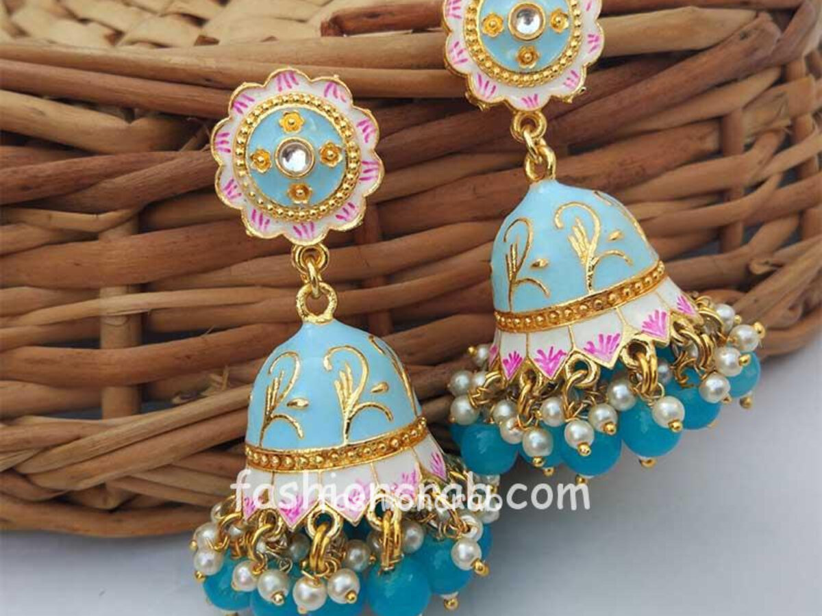Jhumka Earrings: What Are the Different Types? | Lashkaraa