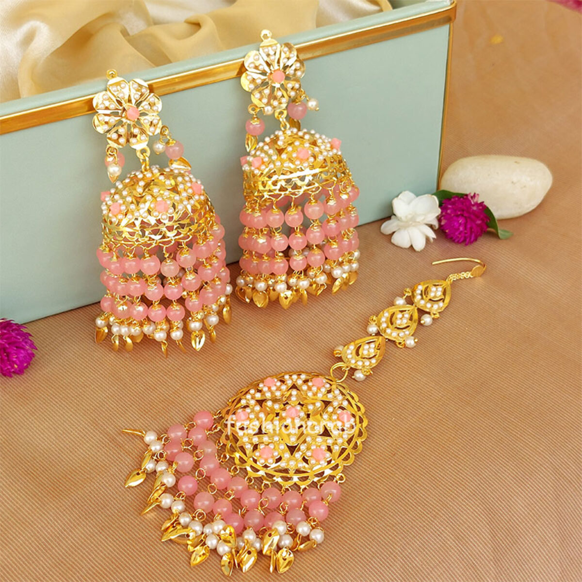 Priyanshi Pink Earrings – I Jewels