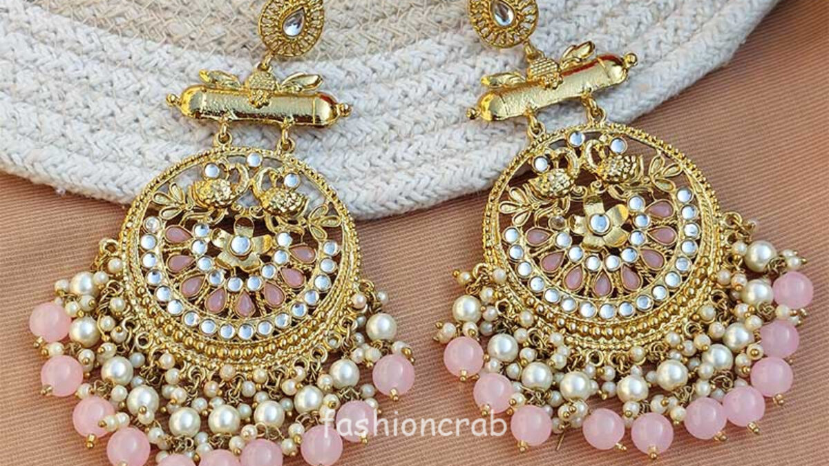 How To Wear Heavy Earrings Without Stretching Your Ears | Zee Zest