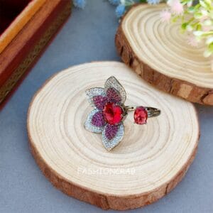 Olivia Big Cocktail Ring