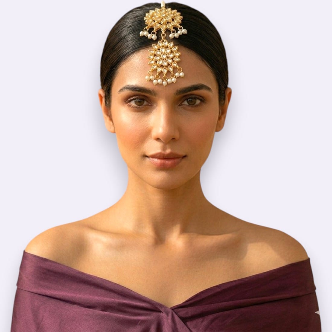 Shriya Kundan MaangTikka